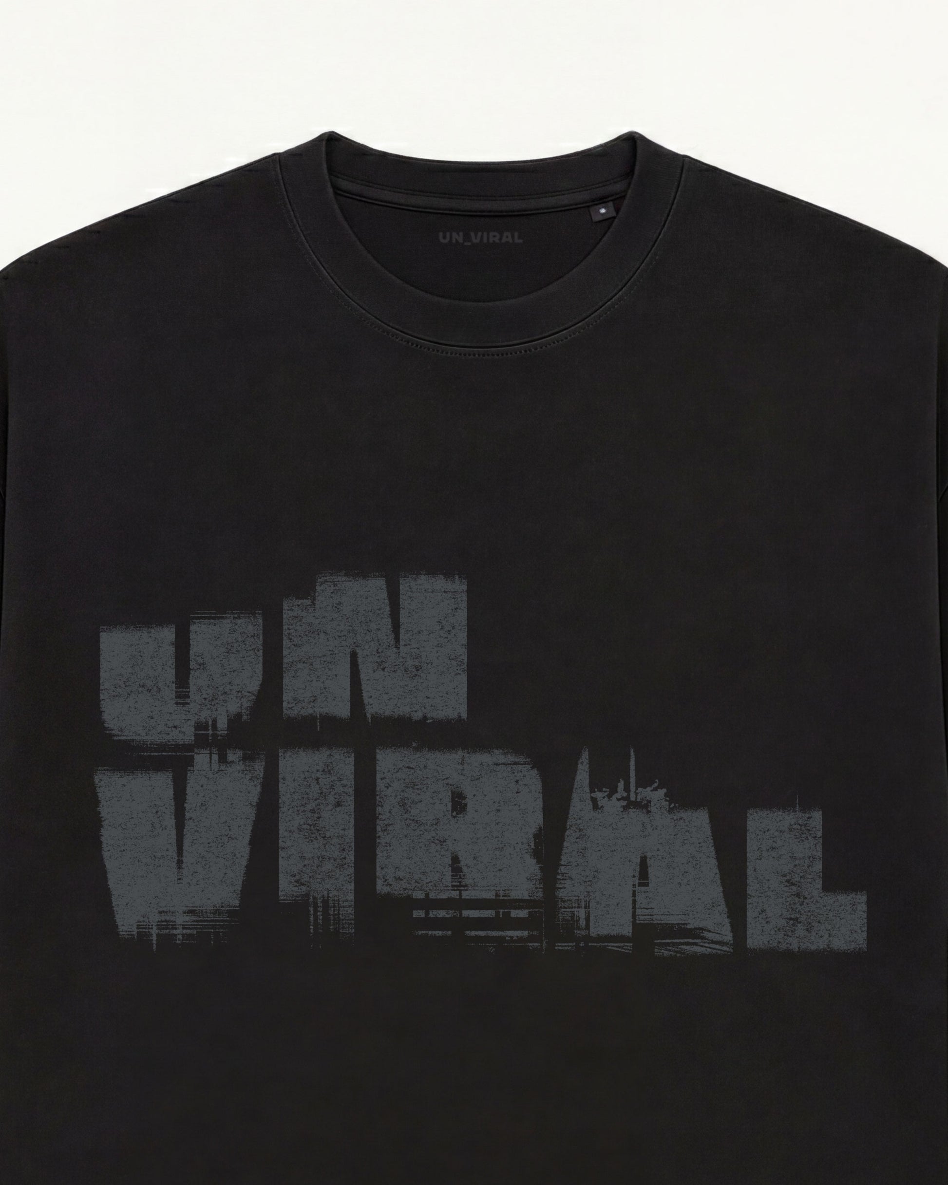 Signal Decay UNVIRAL black oversized tee, back